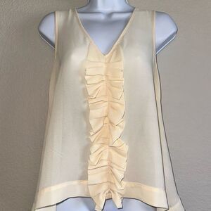 lo posh cream sleeveless ruffle blouse